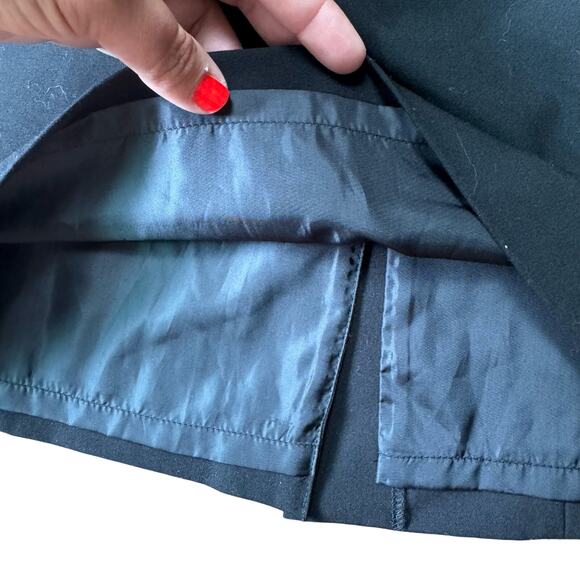 Calvin Klein Classic Timeless Black pencil skirt lined rear zipper size 2 Petite - Picture 3 of 6